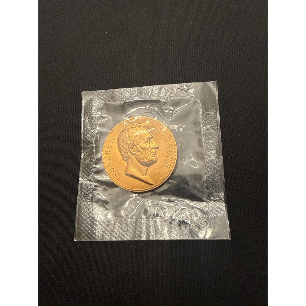 Abraham Lincoln Commemorative Bronze Coin Uncirculated Sealed